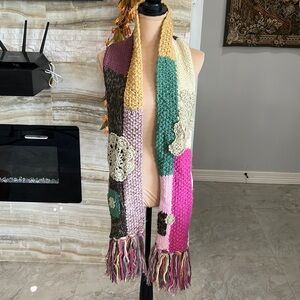 Lucky‎ brand knitted scarf